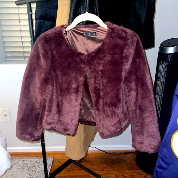 Deep Purple Faux Fur Shrug/Jacket - Picture 1 of 4